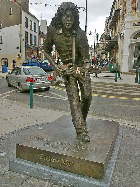 Rory's statue in Ballyshannon