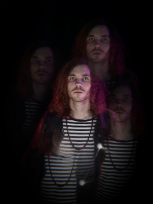 Joseph Tholl (vocals)